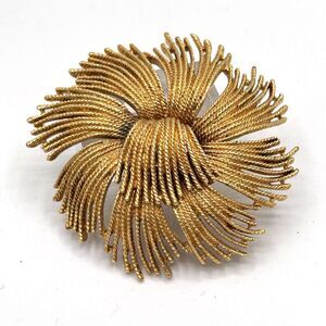 Vintage 1960s Monet Gold Tone Cordelia Swirll Brooch